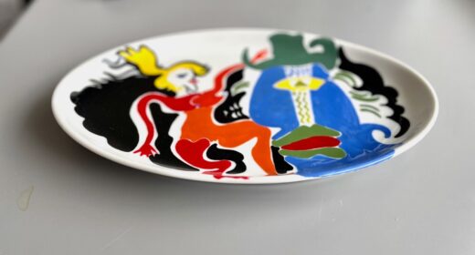 Hand-painted-porcelain-plate-original-modern-style-illustration-23-cm-wall-decor-275264269237-3